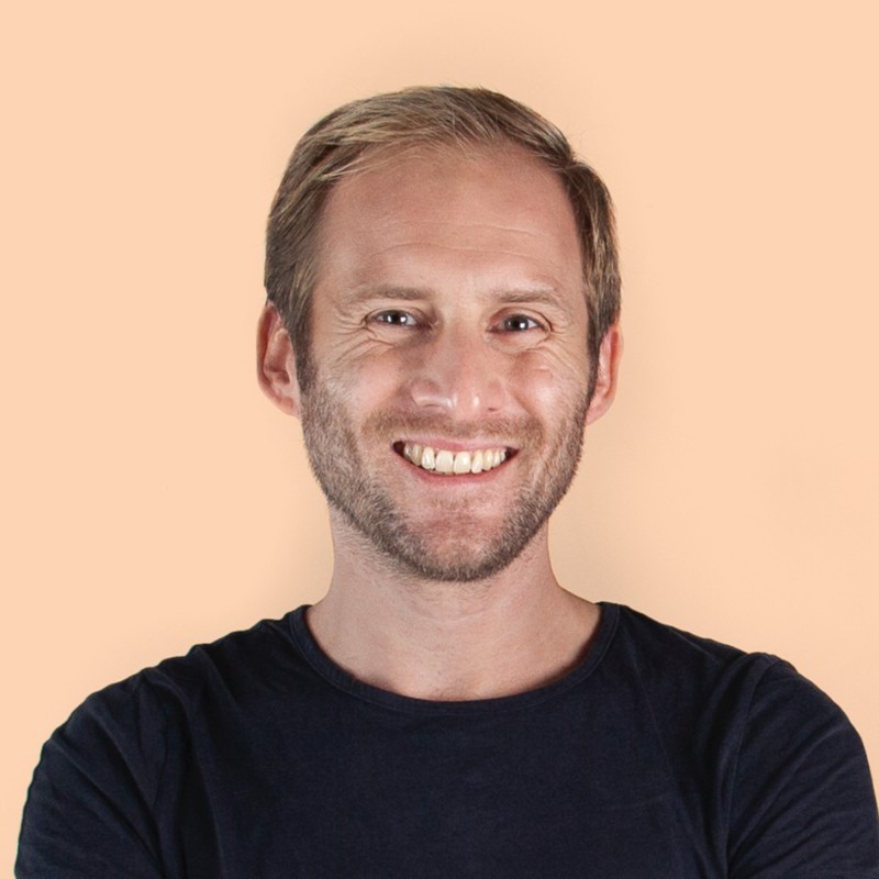 Fredrik DeBong